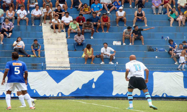 Arquivo:2012.12.09 - Grêmio 1 x 0 Cruzeiro (Sub-15).foto2.png