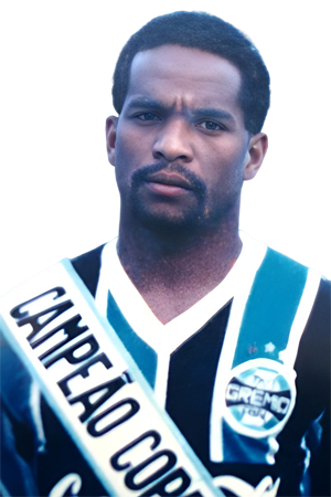 Arquivo:Adílson Heleno.png