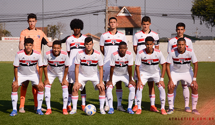 Arquivo:2021.08.20 - Grêmio 0 x 1 São Paulo (Sub-15).foto2.png
