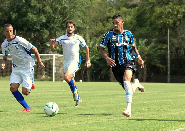 Arquivo:2020.12.17 - Grêmio 3 x 1 Avaí (B) - imagem jogo.jpg