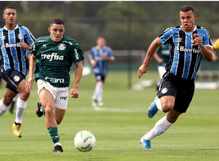 Arquivo:2020.12.02 - Palmeiras 0 x 1 Grêmio (Sub-20) - imagem jogo.jpg