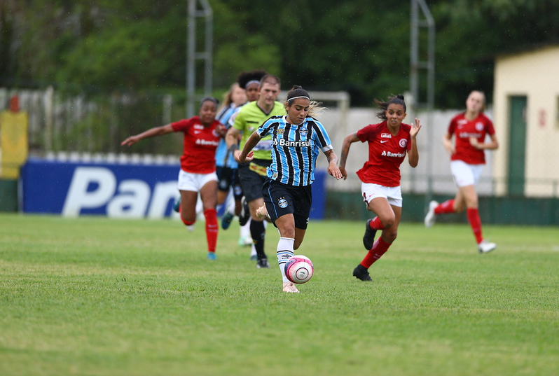Arquivo:2018.12.01 - Grêmio (feminino) 0 x 0 Internacional (feminino).1.png