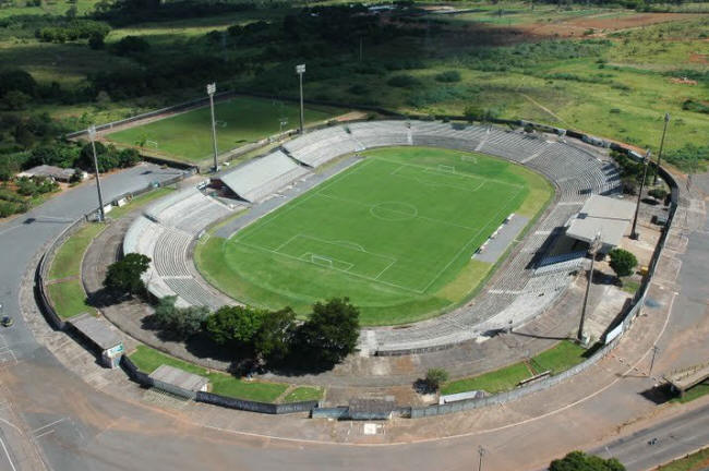 Arquivo:Estádio Elmo Serejo Farias.jpg
