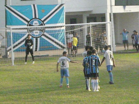 Arquivo:2010.04.17 - Guaíba 1 x 1 Grêmio (Sub-20).3.jpg