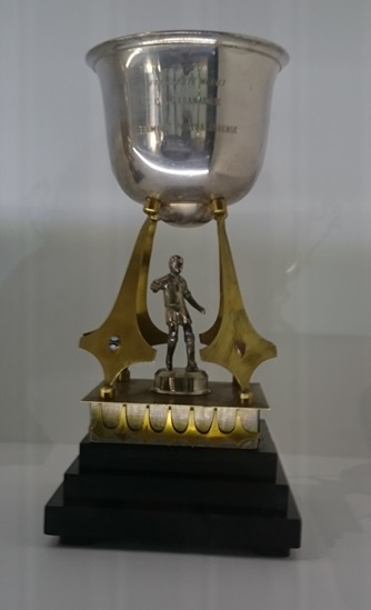 Arquivo:Troféu Presidente Médice de 1971.jpg