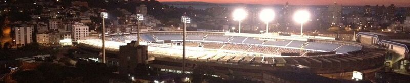 Arquivo:Visão externa - Estádio Olímpico.jpg