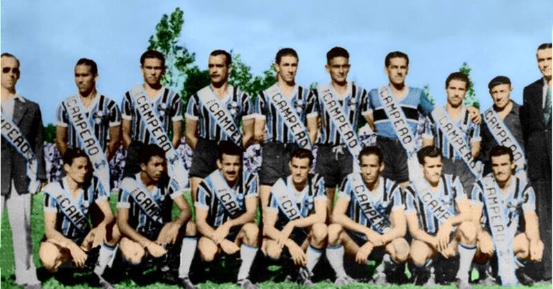 Arquivo:Equipe Grêmio 1946 F.jpg