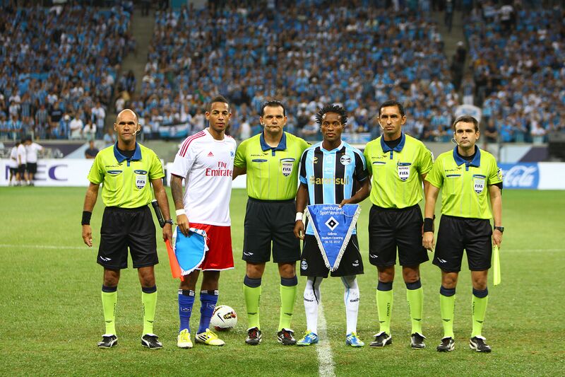 Arquivo:Amistoso Hamburgo 4.jpg