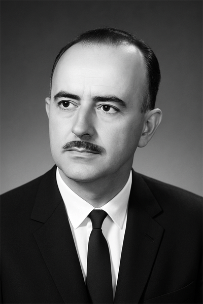 Arquivo:Renato Souza.png