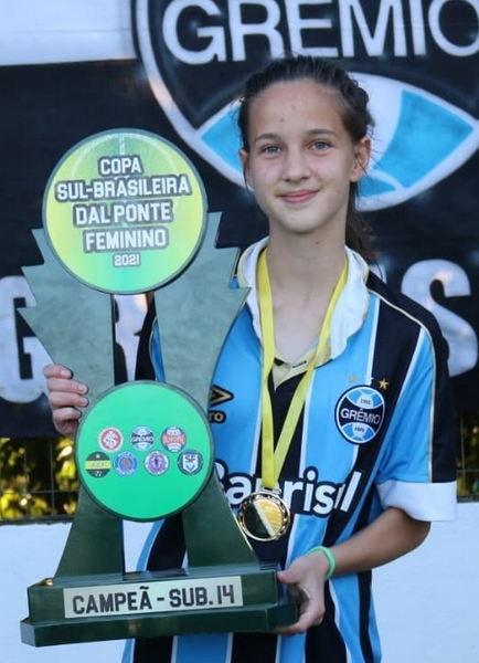 Arquivo:Caroline Ropke Reips.2.png